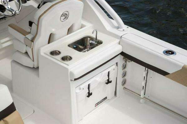 Photo of the 2025 Edgewater 248CX