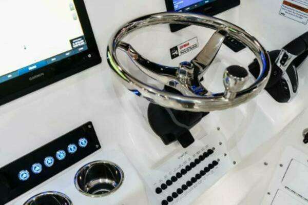 Photo of the 2025 Edgewater 280CX