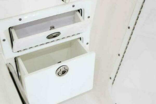 Photo of the 2025 Edgewater 280CX