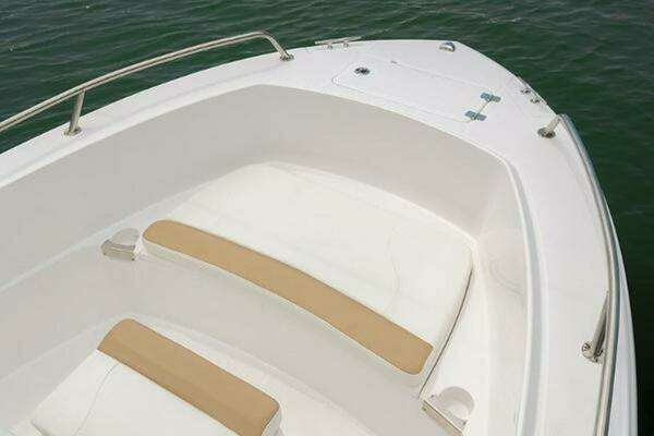 Photo of the 2025 Edgewater 188CC