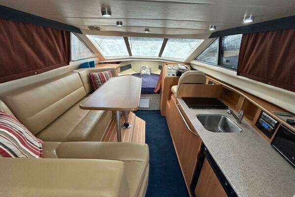 Photo of the 2008 Bayliner Discovery 288