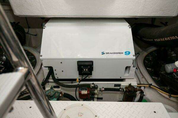 2020 Cruisers Yachts 60