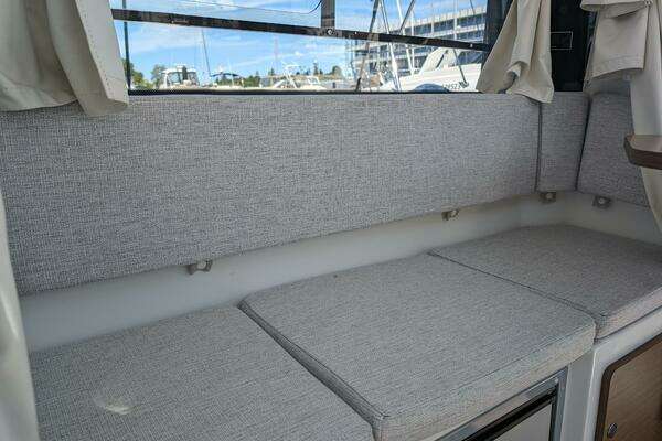 26ft Jeanneau Yacht For Sale
