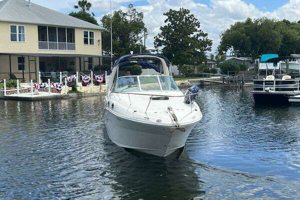 Photo of the 2005 Sea Ray 260 Sundancer