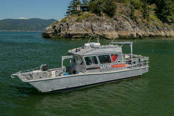 36-ft-Munson-2014-36-3 Expedition Landing Craft-Hatch-Vancouver British Columbia Canada yacht for sale