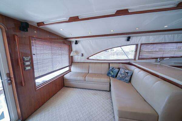 Bertram 51 Convertible Yacht For Sale