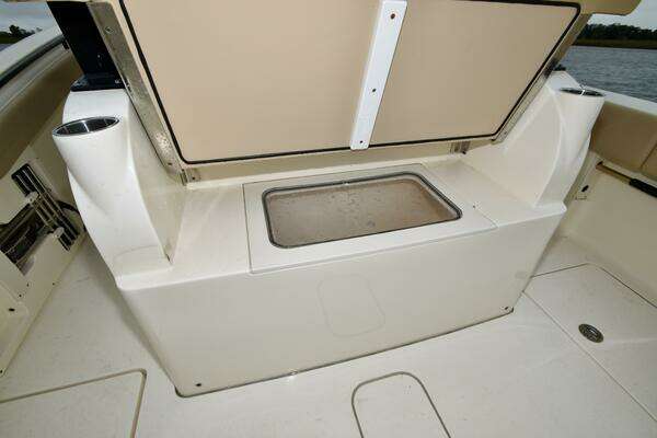 Reel Outlaw 35ft Scout Yacht For Sale