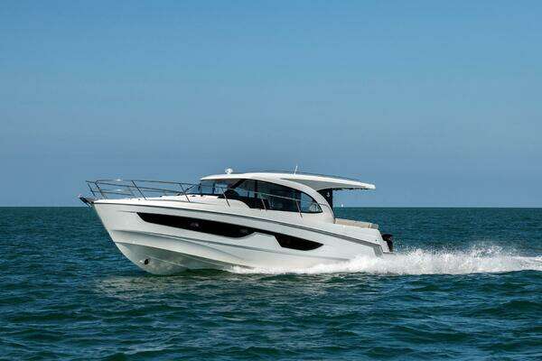 Photo of the 2026 Beneteau Antares 11