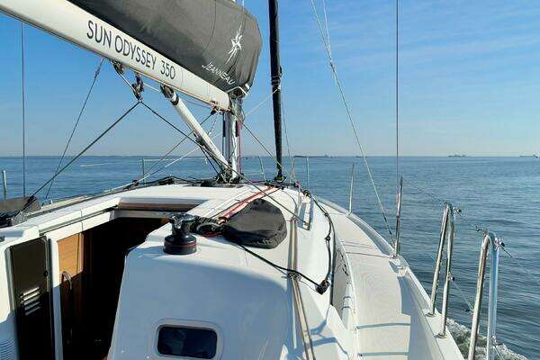 Jeanneau Sun Odyssey 350 #26 Yacht For Sale