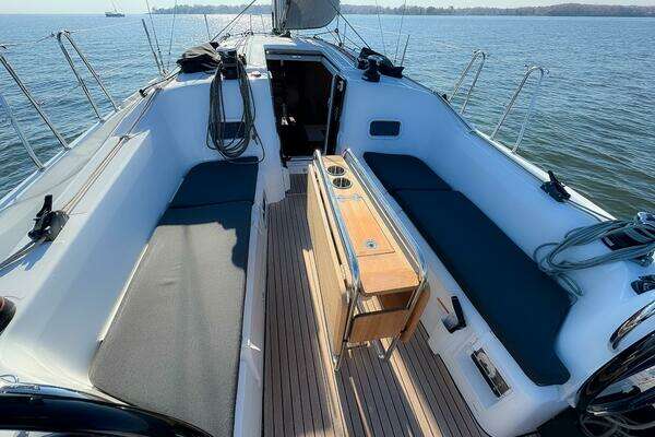Jeanneau Sun Odyssey 350 #26 Yacht For Sale