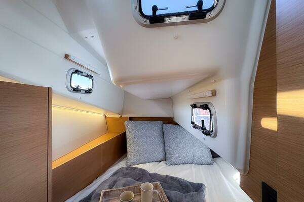 Jeanneau Sun Odyssey 350 #26 Yacht For Sale