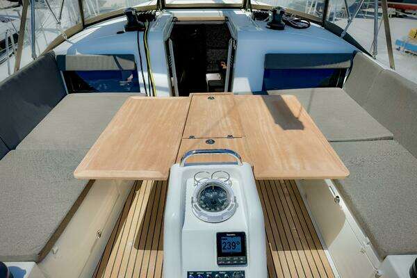 Jeanneau Sun Odyssey 490 #206 Yacht For Sale