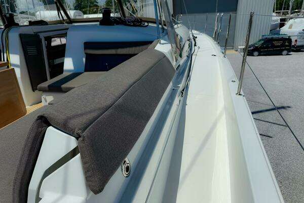 Jeanneau Sun Odyssey 490 #206 Yacht For Sale