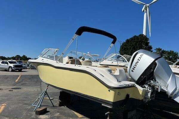 Photo of the 2020 Key West 239 DC "Ocean Suite "