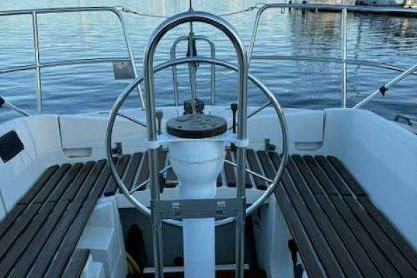 Beneteau  Yacht For Sale