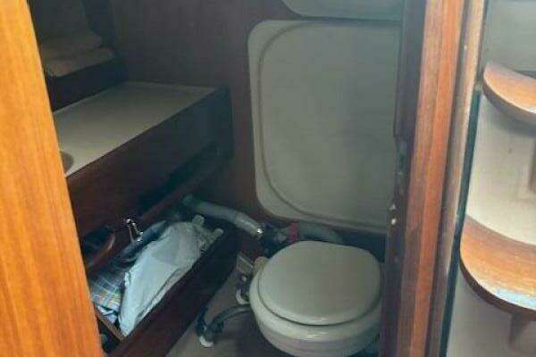 Beneteau  Yacht For Sale