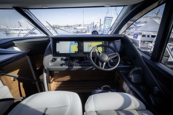 Princess V55 55ft Princess Yacht For Sale