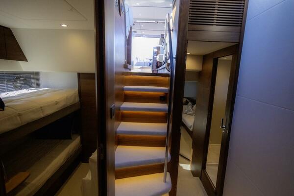 Princess V55 55ft Princess Yacht For Sale