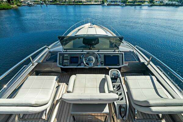 Pershing  Yacht For Sale