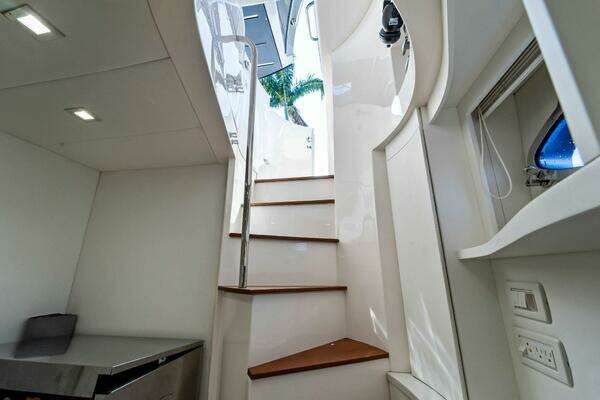 Pershing  Yacht For Sale