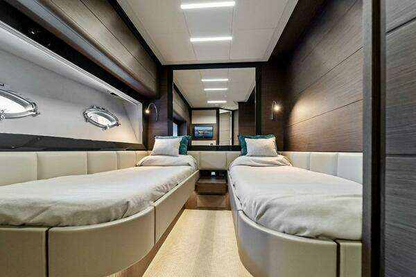 Pershing  Yacht For Sale