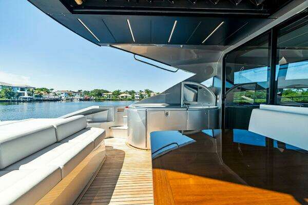 Pershing  Yacht For Sale