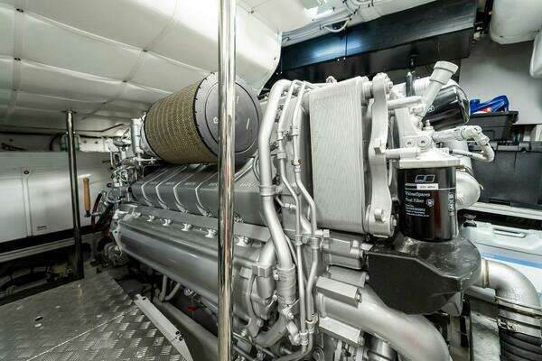 Pershing  Yacht For Sale