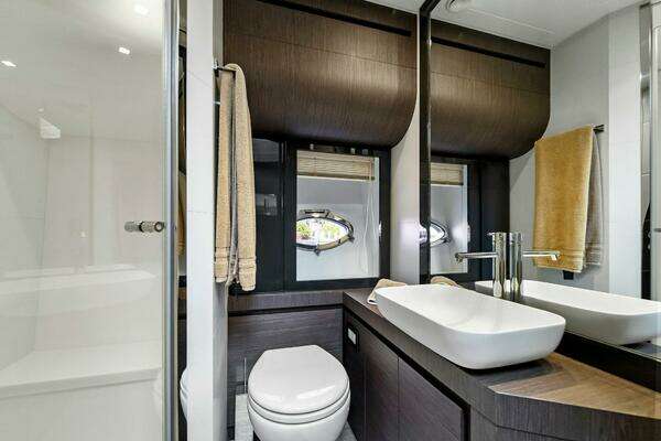 Pershing  Yacht For Sale