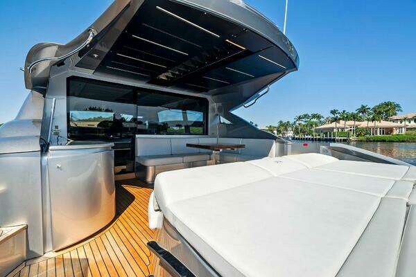 Pershing  Yacht For Sale