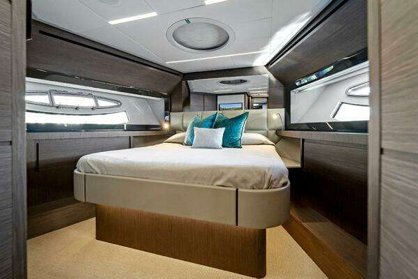 Pershing  Yacht For Sale