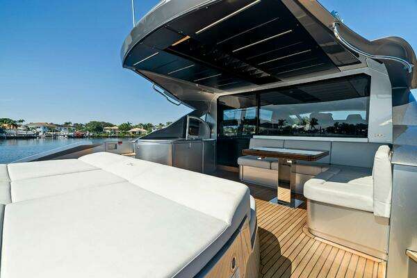 Pershing  Yacht For Sale