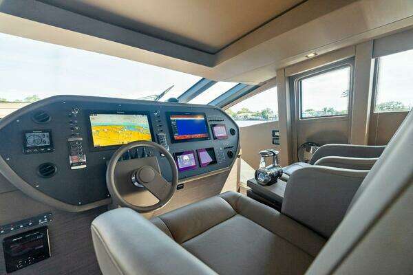Pershing  Yacht For Sale