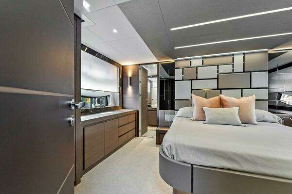 Pershing  Yacht For Sale