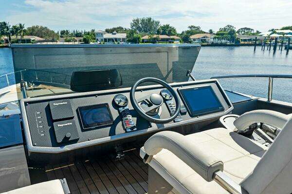Pershing  Yacht For Sale