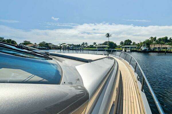 Pershing  Yacht For Sale