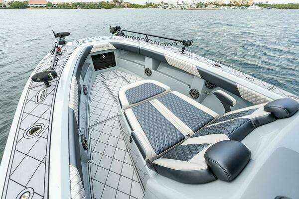 2020 Front Runner 39