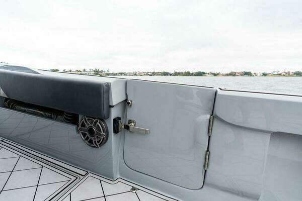 2020 Front Runner 39