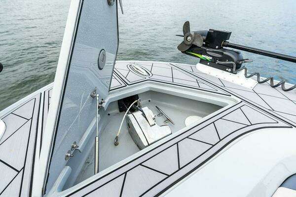 2020 Front Runner 39