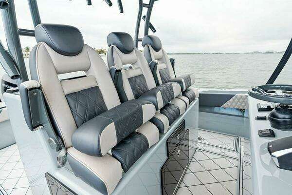 2020 Front Runner 39