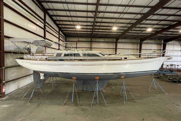 Photo of the 2003 Fantasi 44 Pilot House "CASTELLINA SUL MARE"