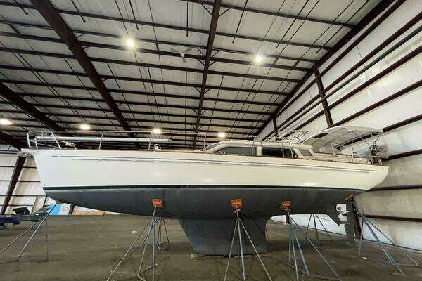 Photo of the 2003 Fantasi 44 Pilot House "CASTELLINA SUL MARE"