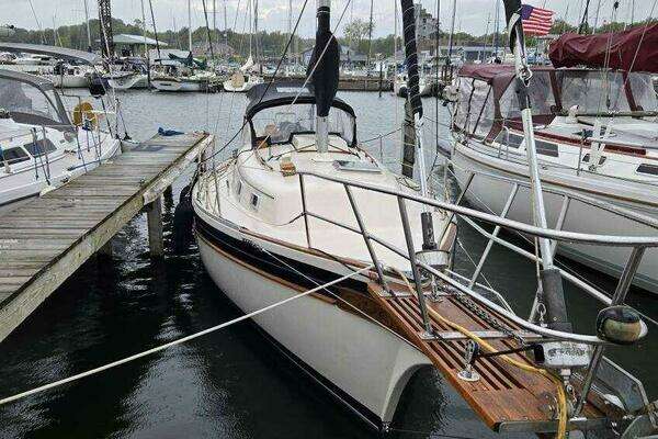 Photo of the 1985 Bayfield 