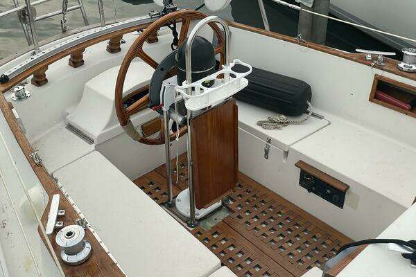 Photo of the 1985 Bayfield 