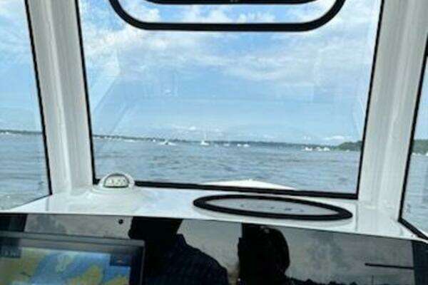 Photo of the 2022 Sea Hunt 265 Ultra