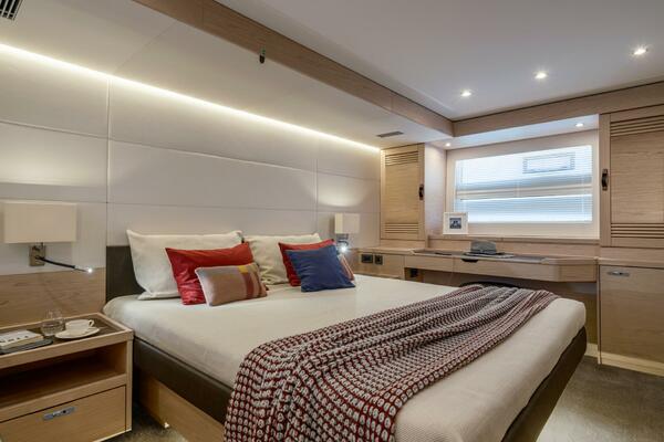 63ft Beneteau Yacht For Sale