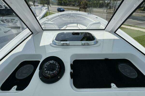 Sportsman 282 Open Yacht For Sale