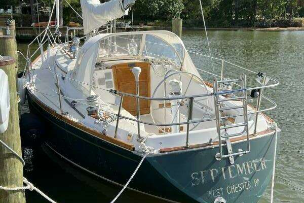 Photo of the 1984 Tartan 37 "September"