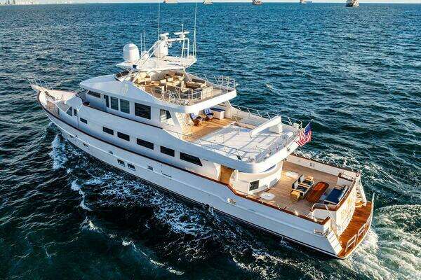 2009 Crystal Yachts 117