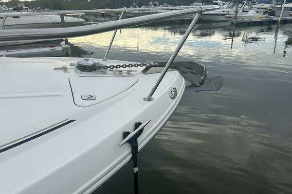 Photo of the 2000 Sea Ray 290 "Dirty Dancer"