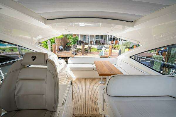 2015 Fairline 48